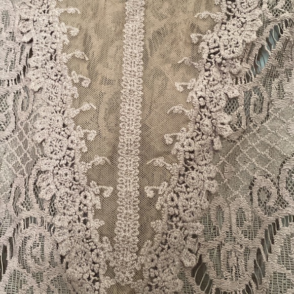 Ultra Pink L half sleeve lace blouse - Picture 2 of 8